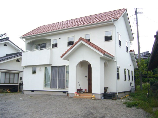 安部工務店のプロヴァンスに建つ家をイメージした家