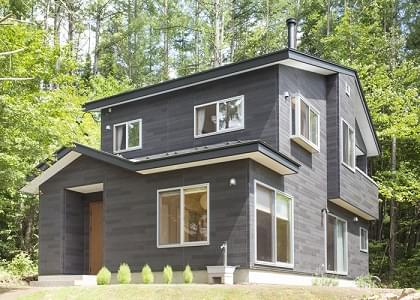 自然に溶け込んだ大井建設工業の家